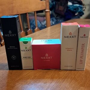 Nexxt Skincare Set with Serums and Lip Mask